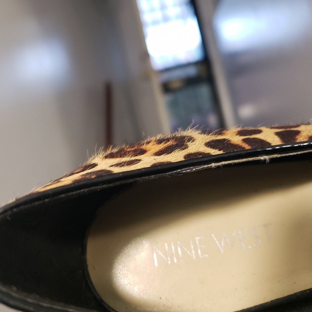 Shoes - Picture 3 of 7